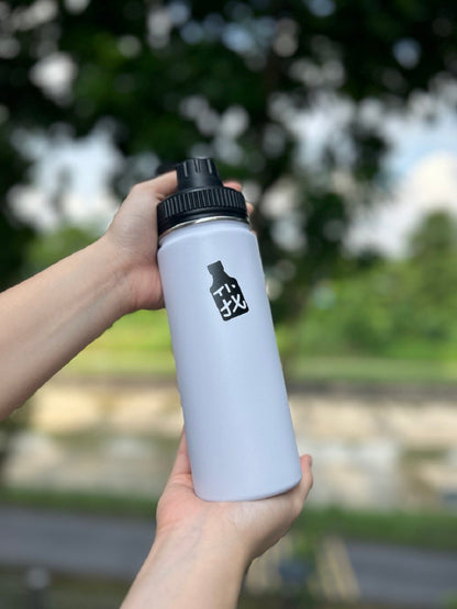 18Oz White Vacuum Insulated Flask